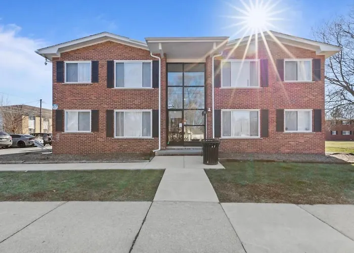 Modern Cozy 1 Bedroom Apartment In Shelby Township