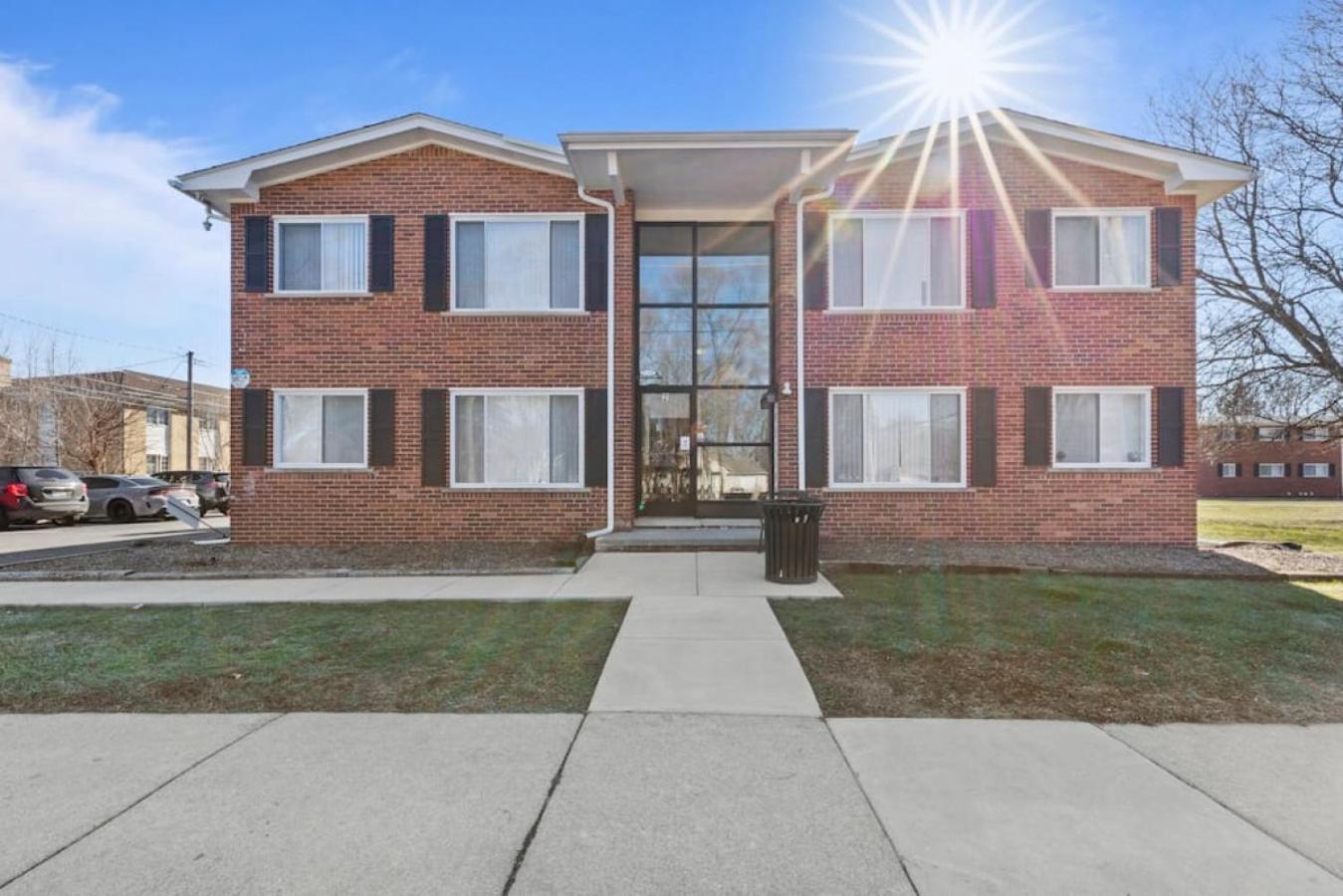 Modern Cozy 1 Bedroom In Shelby Township