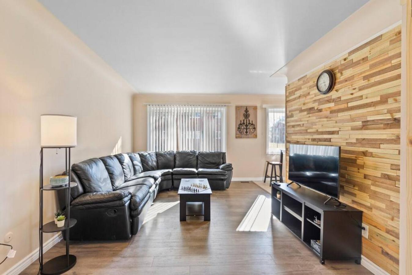Modern Cozy 1 Bedroom In Shelby Township
